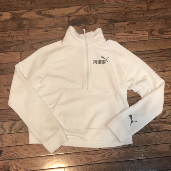 Puma Woman's half-zip fleece crew. - Picture 3 of 5